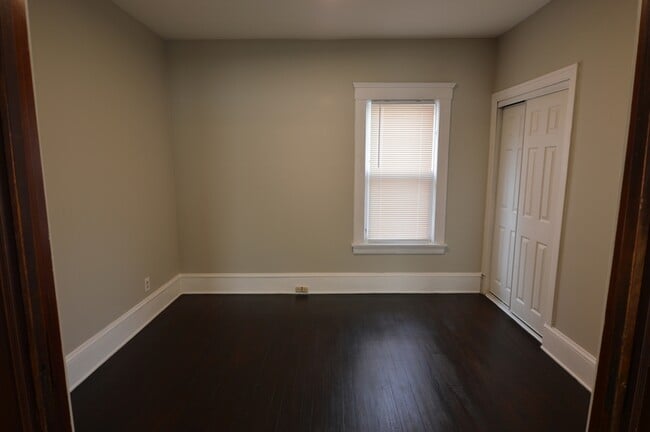 Building Photo - 1533 Spring Garden Ave