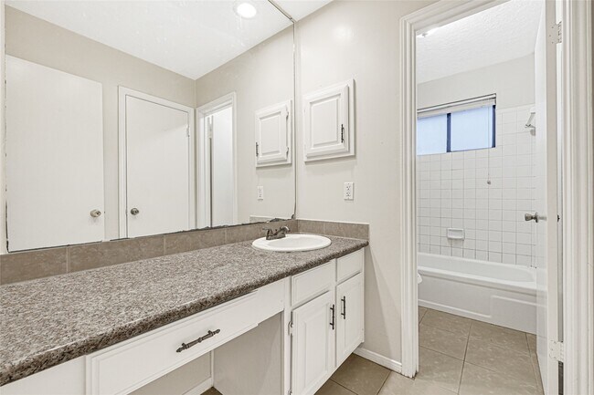 Building Photo - 5538 Fairview Forest Dr