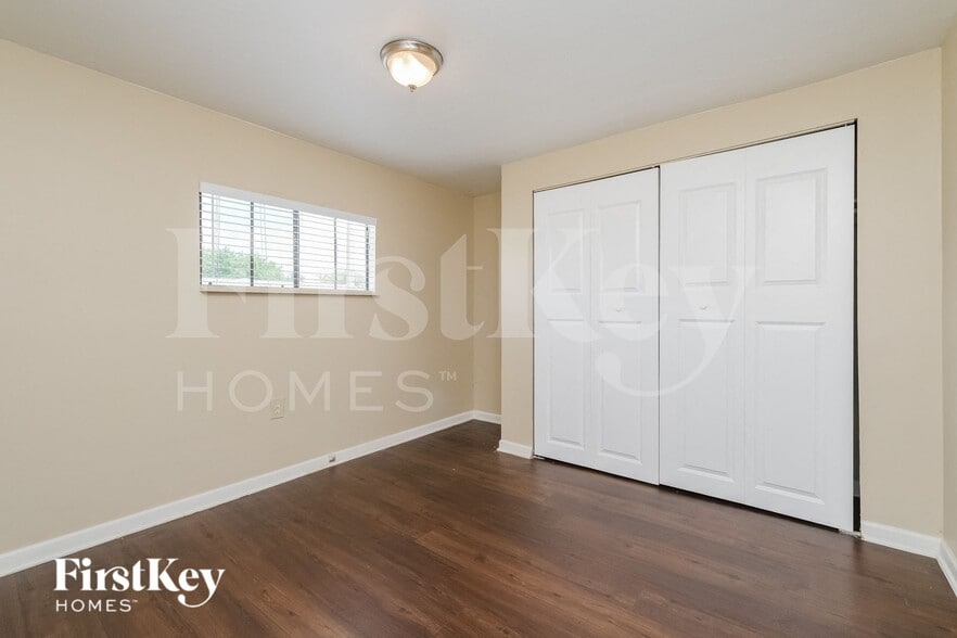 Building Photo - 3206 Coldwell Dr