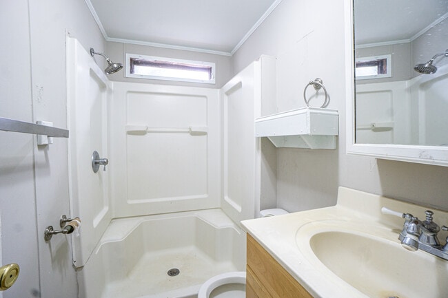 Building Photo - 3804 Denman Dr