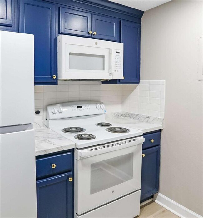 Building Photo - 375 Ralph McGill Blvd NE