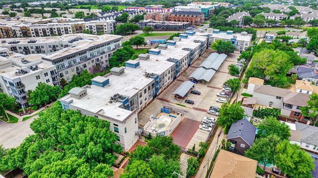 Building Photo - 4414 Cedar Springs Rd