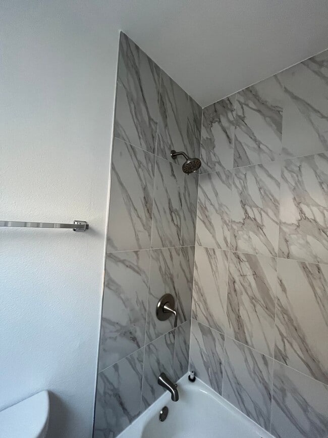 Interior Photo - 1456 Coronado Avenue