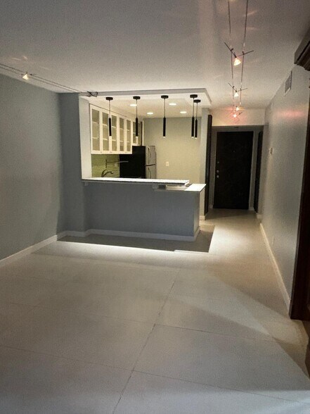 Building Photo - 7900 Camino Cir