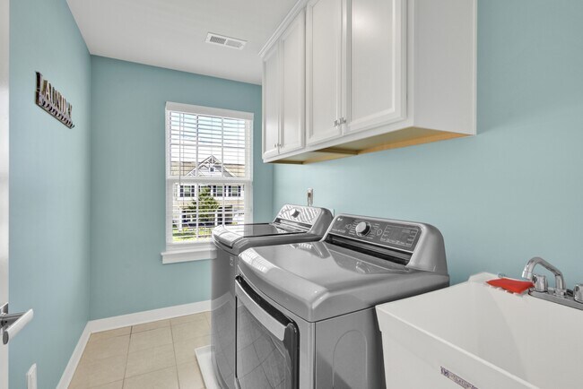 Building Photo - 7278 Waterwheel St SW