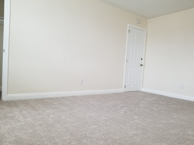 Living Room - 1405 Taylor Ave