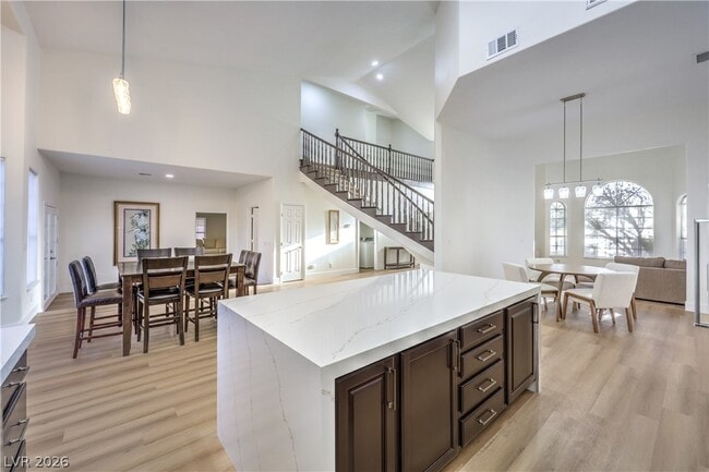 Building Photo - 5152 Forest Oaks Dr