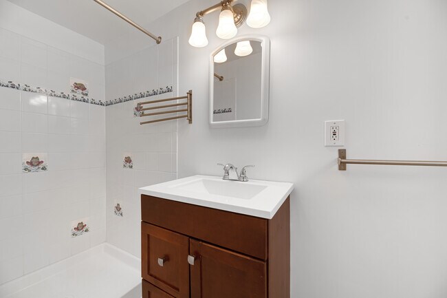 Building Photo - 3822 W St NW