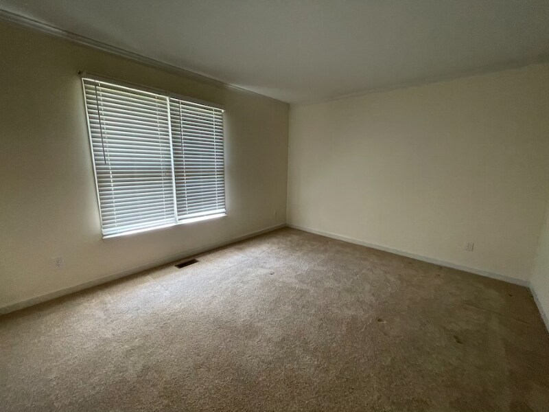 Building Photo - 1007 Loganberry Ct