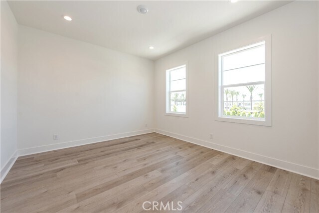 Building Photo - 160 Orange Grv