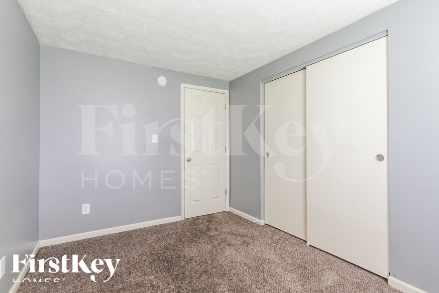 Building Photo - 5501 Furnas Ct