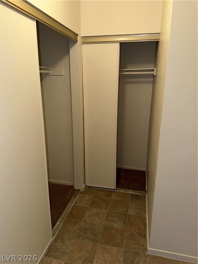 Building Photo - 4630 Koval Ln