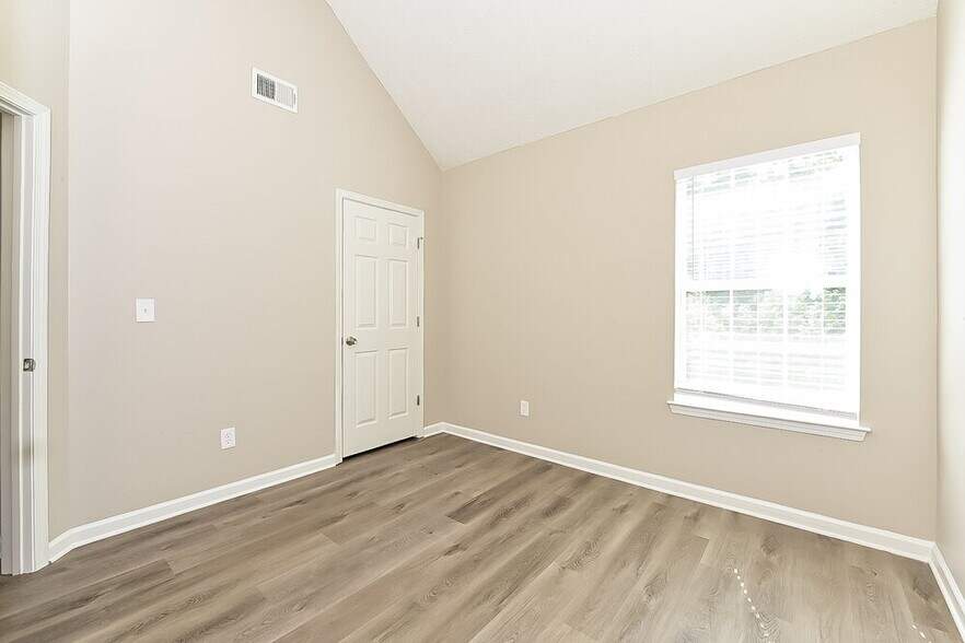 Building Photo - 223 Millstone Dr