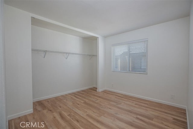 Building Photo - 1381 S Walnut St