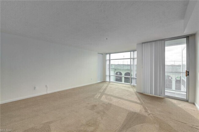 Building Photo - 2222 Detroit Ave