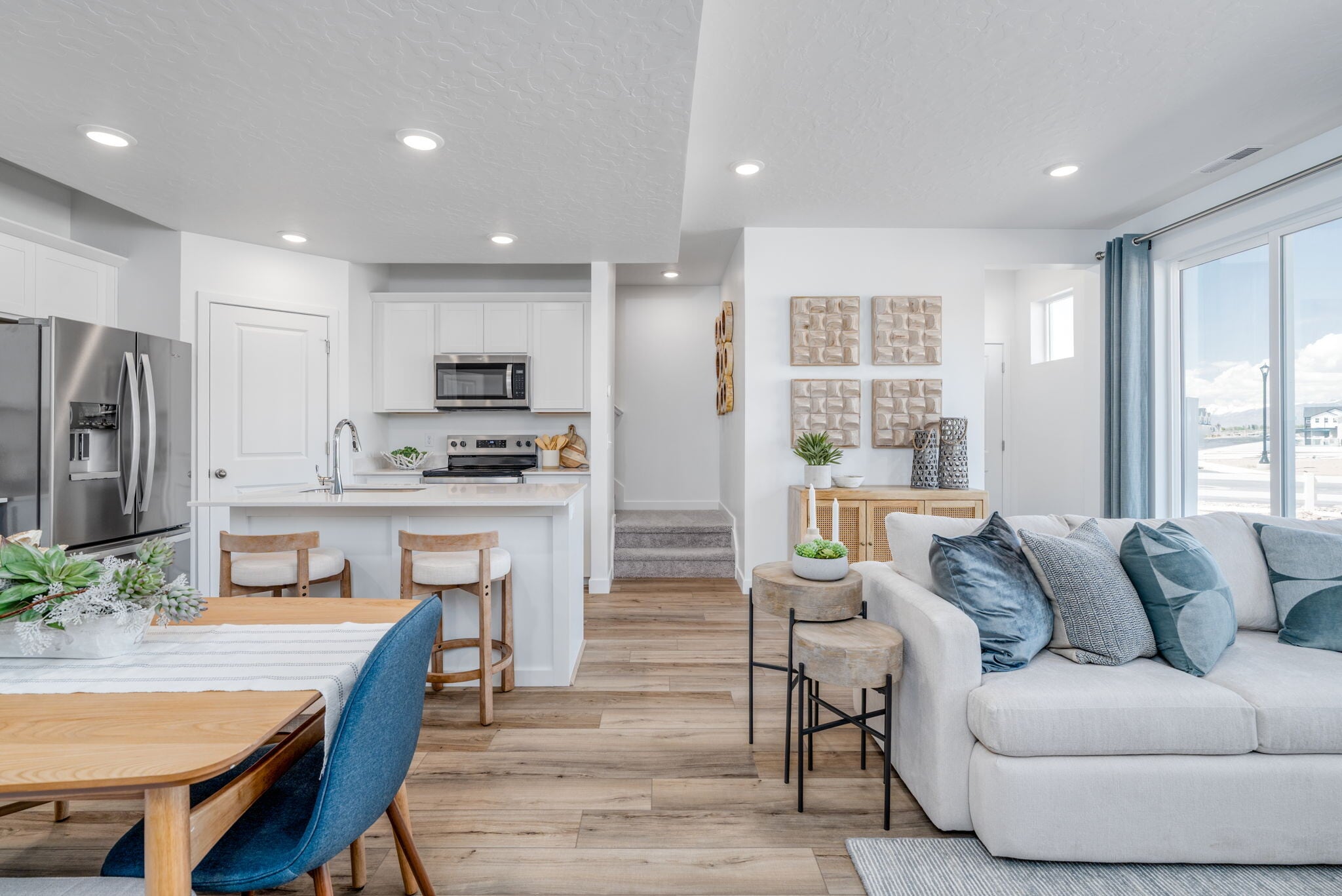 Building Photo - 1566 N Summer Spgs Cv