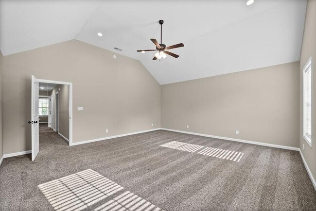 Building Photo - 2697 Rafiki Dr