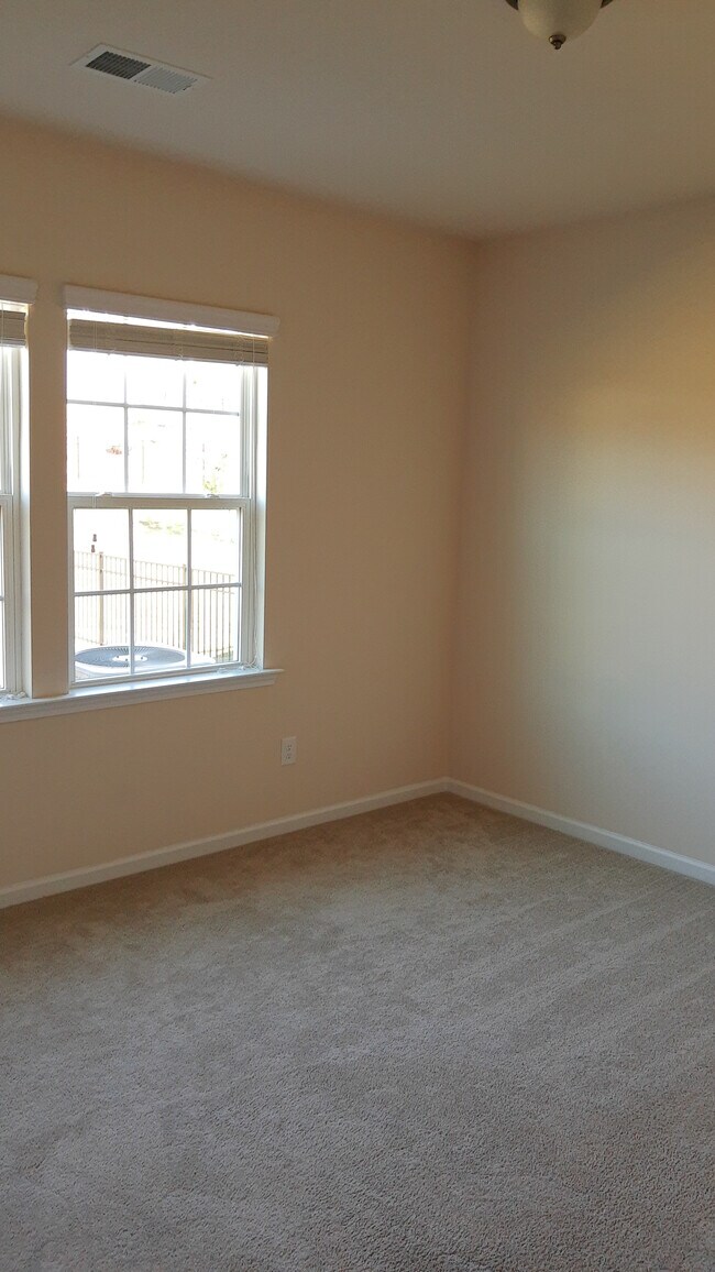 Downstairs Bedroom - 1024 Easley St