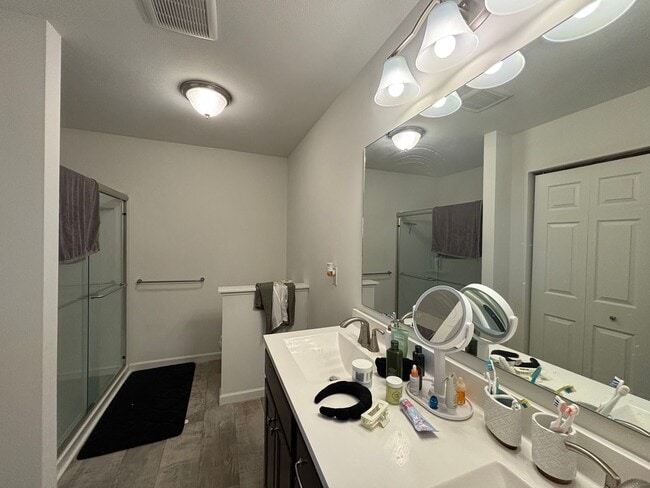 Building Photo - 4-bedroom, 2.5 bathroom, unfurnished New Construction (2022) Home