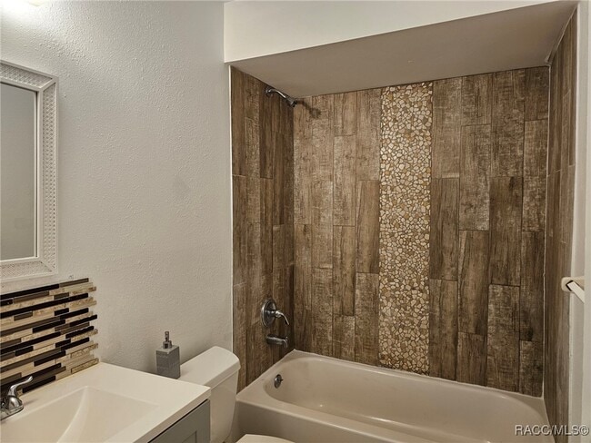 Building Photo - 472 N Willowwood Point