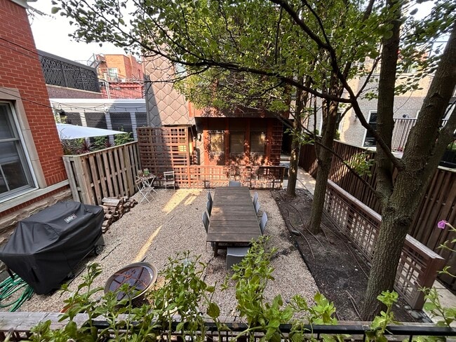 Building Photo - 2024 N Clifton Ave