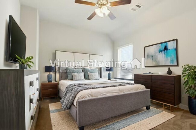 Building Photo - 24714 Longwood Forest Dr