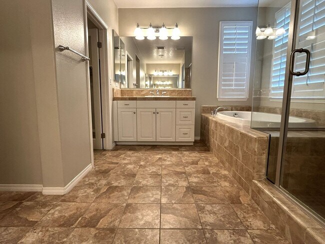 Building Photo - 3502 RAWLEY ST CORONA 92882 (5 BED / 3.5 B...