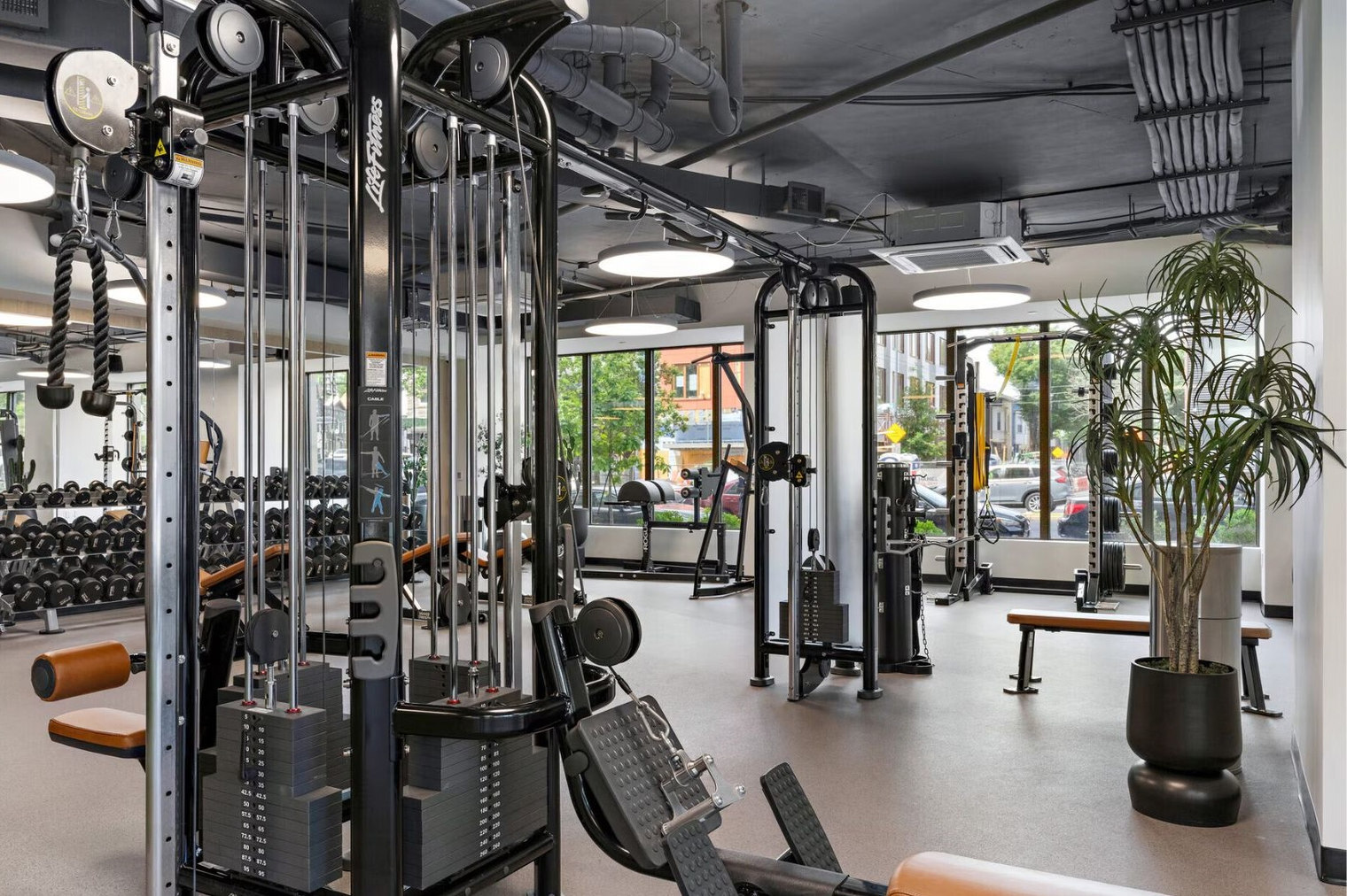 Building Photo - 1 Florida Ave NE