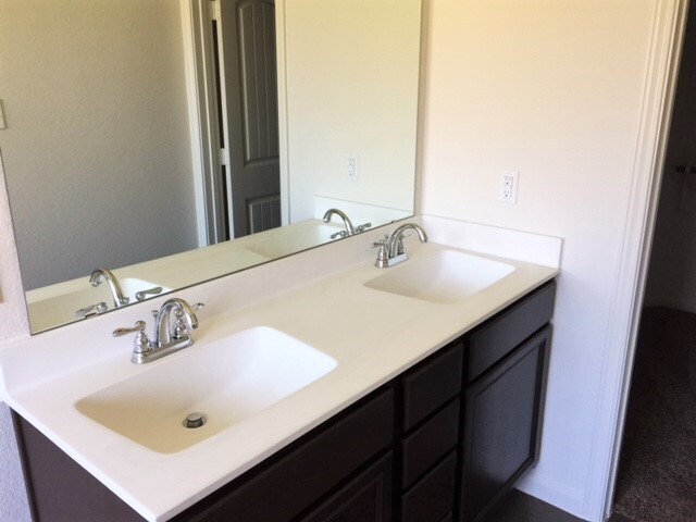 Building Photo - 19202 Macallan Ln