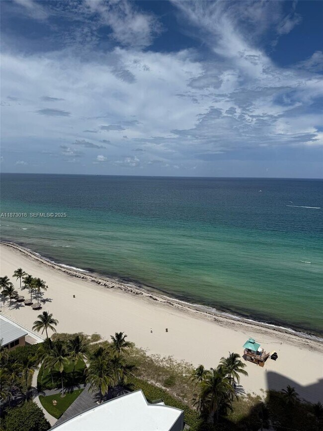 Building Photo - 18201 Collins Ave