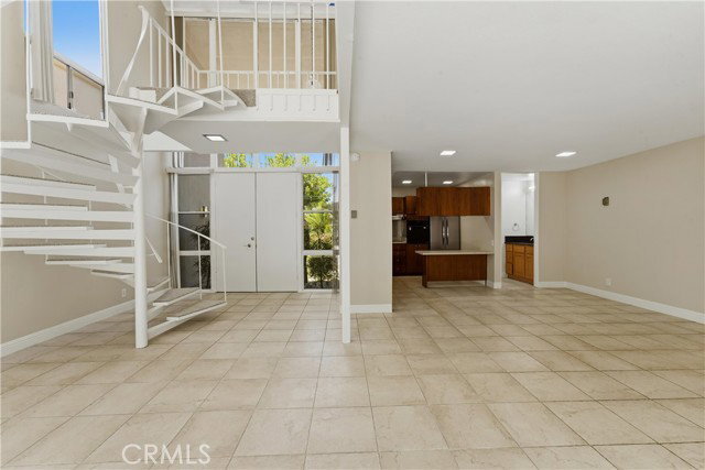 Building Photo - 4120 Del Mar Ave