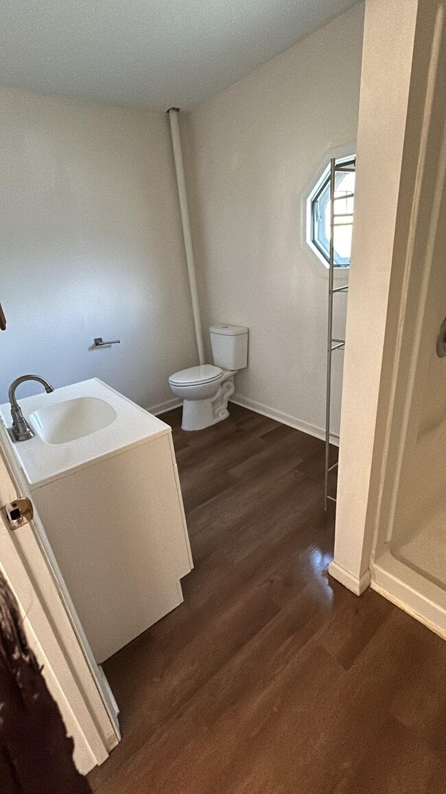 Building Photo - 1039 Maryland Ave