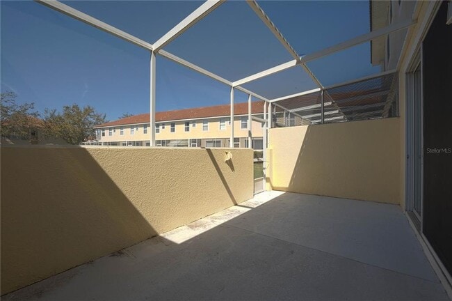 Building Photo - 1241 S Beach Cir