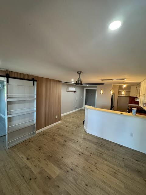 Building Photo - Downtown Winchester Living – Fully Renovated 3 Bedroom, 3 Bath Apartment!