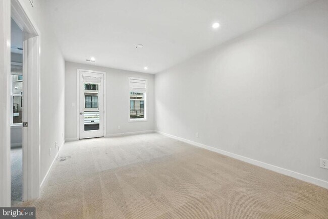 Building Photo - 7548 Sawyer Farm Wy