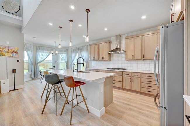 Building Photo - 317 Rock Knl St