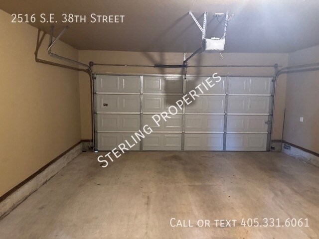 Building Photo - 2516 SE 38th St
