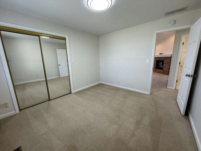 Building Photo - 4 Bedrooms, Big Yard & Top Schools – Don’t Miss This Chatham Beauty!