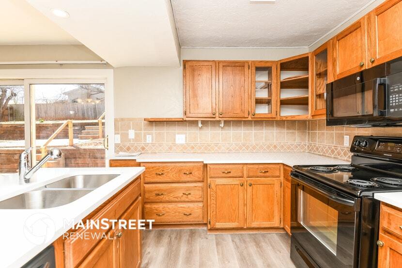 Building Photo - 10617 Dorothy Dr