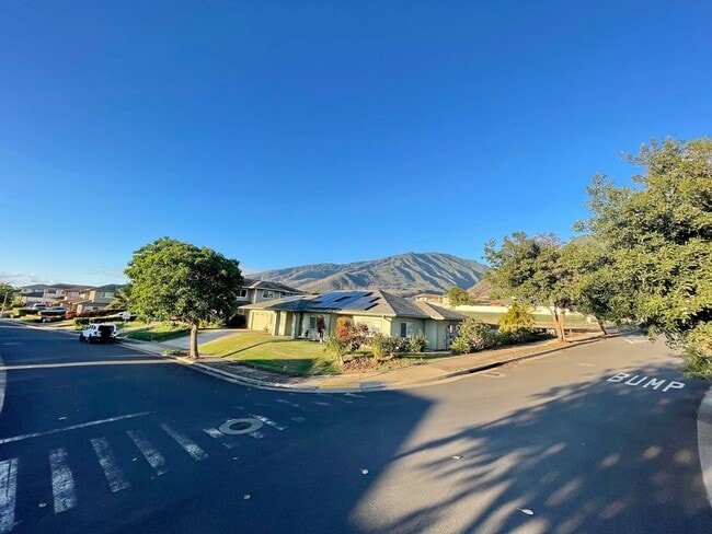 Building Photo - Central Maui - Custom Single Level Home - Unfurnished 3 bed/2bath - Waiolani Mauka in Waikapu