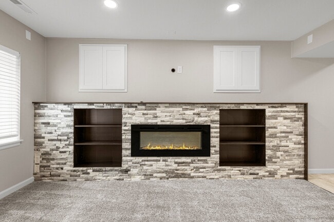 Building Photo - 4535 Star Ridge Dr