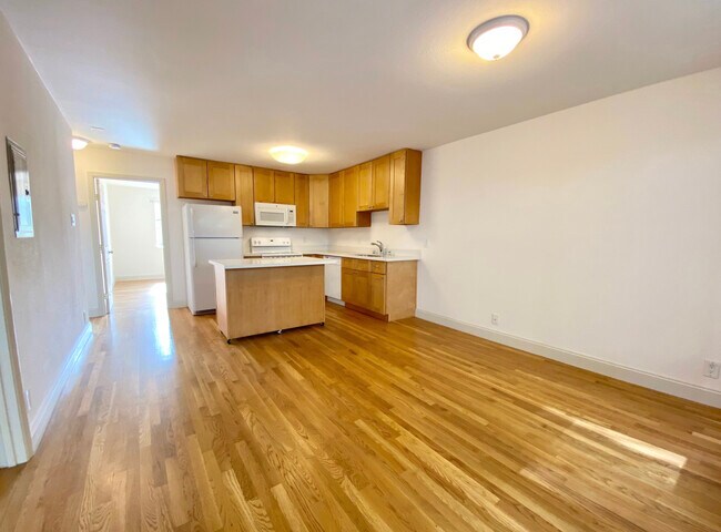 Building Photo - 4344 17th St