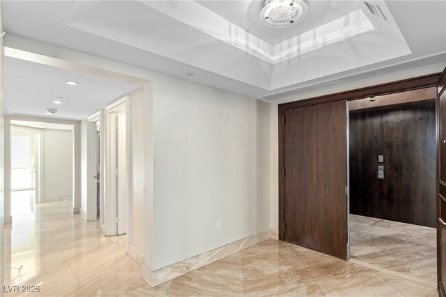 Building Photo - 2777 Paradise Rd