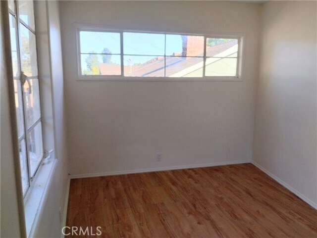 Building Photo - 374 Grand