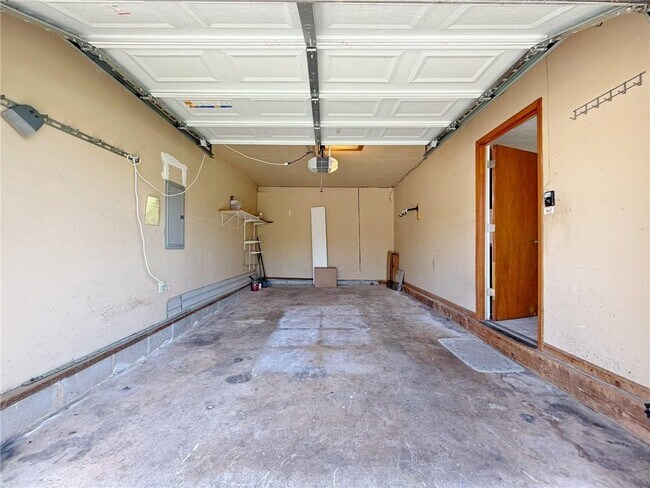 Building Photo - 2901 Inverloch Cir