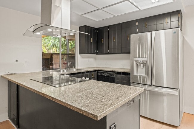 Building Photo - 8917 Fredric Ave