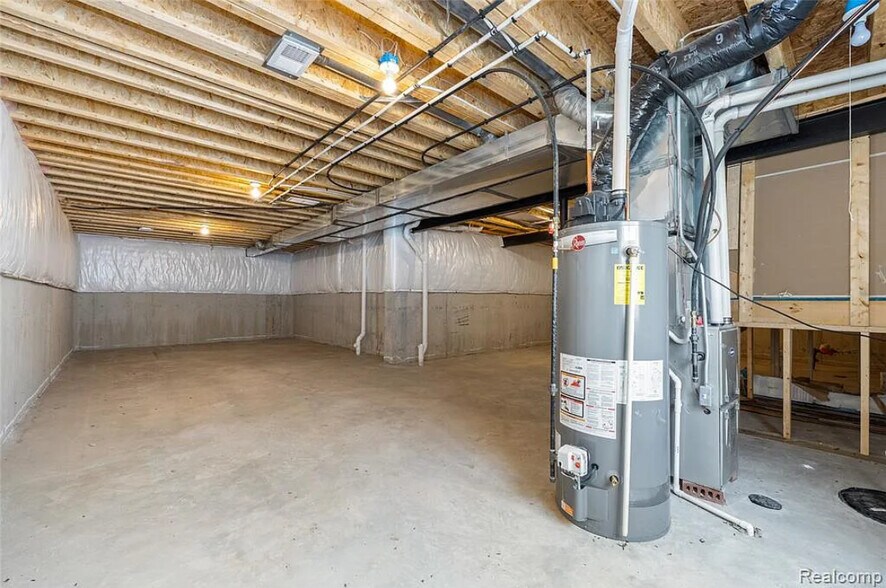 Building Photo - 3449 Haverford Dr