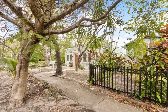 Building Photo - 101 NE 47th St