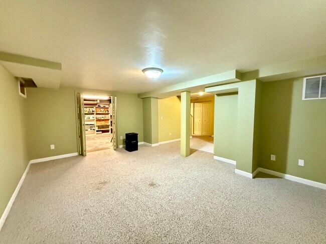Building Photo - 19 Westerly Dr