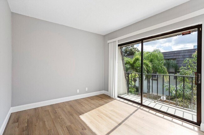 Building Photo - 1781 N Congress Ave